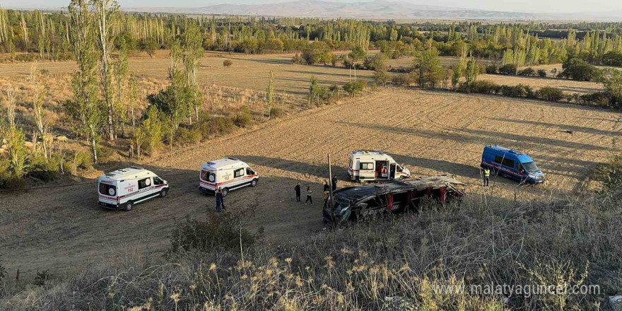 Otobüs kazasından acı haber geldi, yaralılardan biri hayatını kaybetti