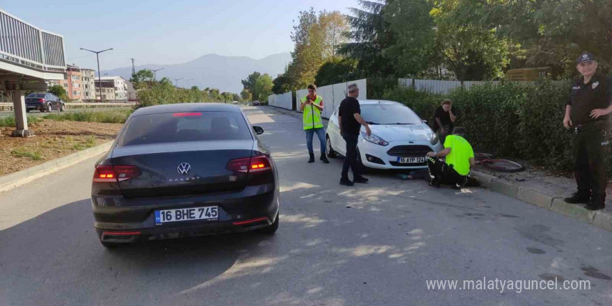 Otomobil bisikletli çocuğa çarptı: 1 ağır yaralı