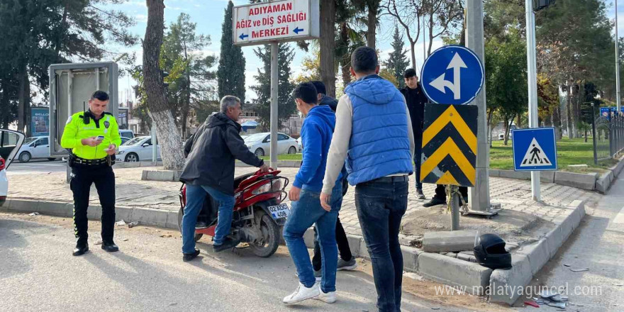 Otomobil ile motosiklet çarpıştı: 1 yaralı