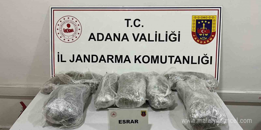 Otomobilde 6 kilogram uyuşturucu ele geçirildi