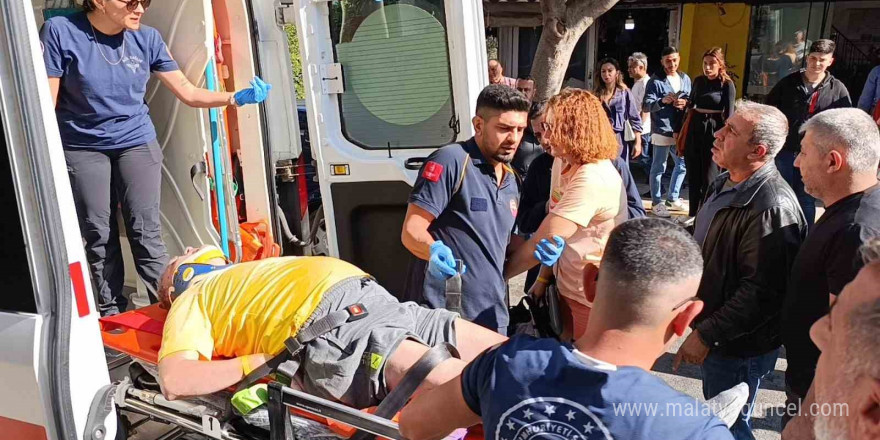 Otomobilin yaya geçidinde çarptığı turist yaralandı, eşi ayakta durmakta zorlandı