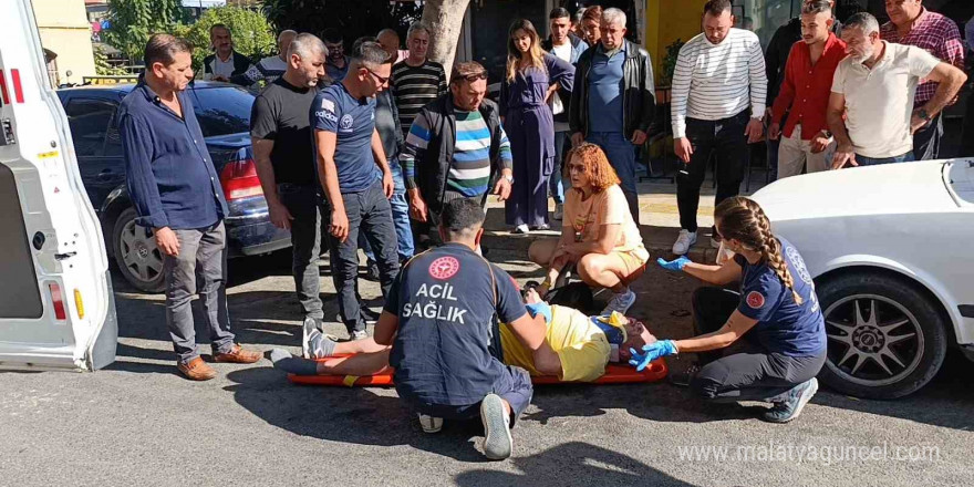 Otomobilin yaya geçidinde çarptığı turist yaralandı, eşi ayakta durmakta zorlandı