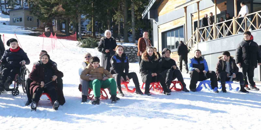 Özel bireyler, Ilgaz Dağı’nda doyasıya eğlendi