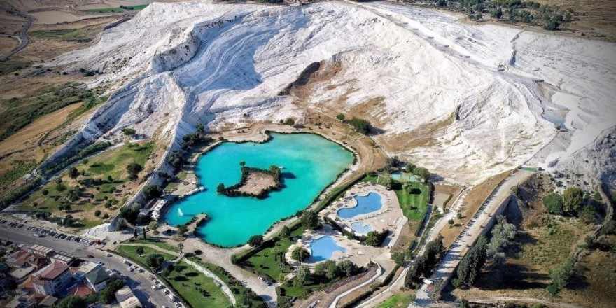 Pamukkale’de termal su debisi 30 yılda 3’te 2 azaldı