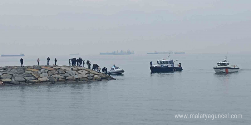 Pendik’te denizde başından silahla vurulmuş 2 erkek cesedi bulundu