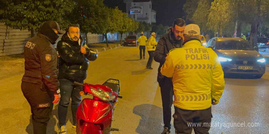 Plakasız motosikletle uygulamaya girip bekçiye ’Ben hasım sahibiyim, ölürsem mezarıma sen mi geleceksin’ dedi