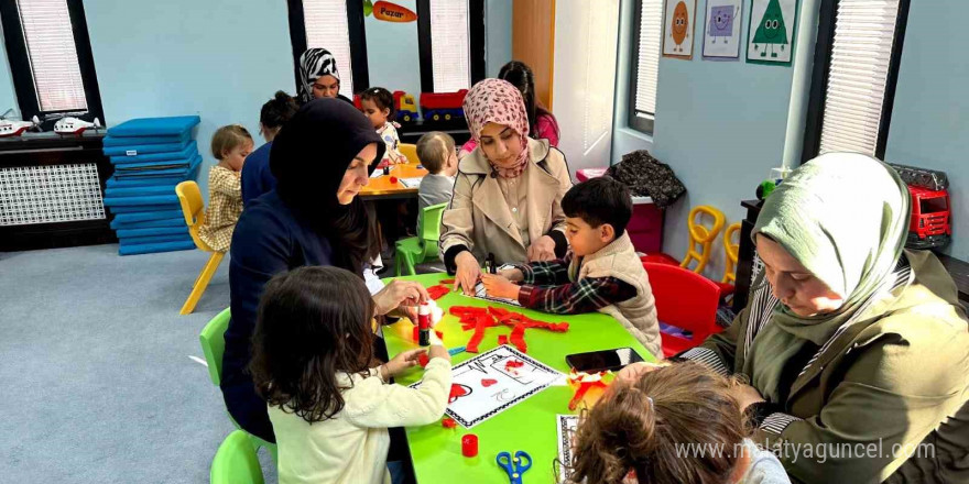 Plevne Anne Çocuk Oyun Evi’nde Kızılay Haftası’na özel etkinlik