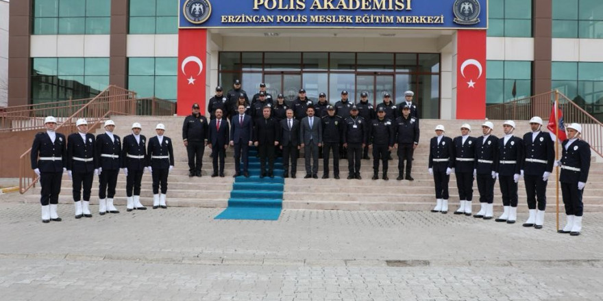 Polis adaylarına 'Aile İçi İletişim' konulu seminer verildi