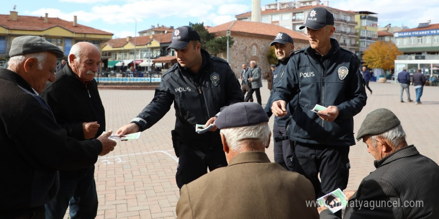 Polis, aileleri ve gençleri madde bağımlılığıyla ilgili bilgilendirdi