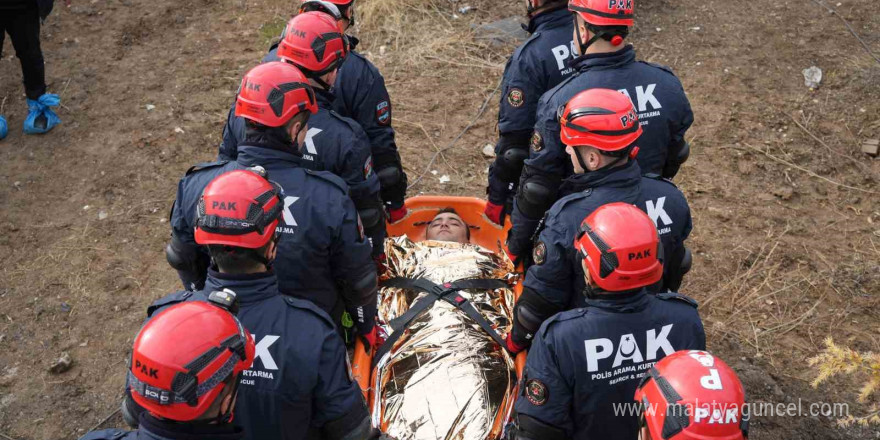 Polis Arama Kurtarma ekipleri afet ve acil durumlara karşı daima hazır