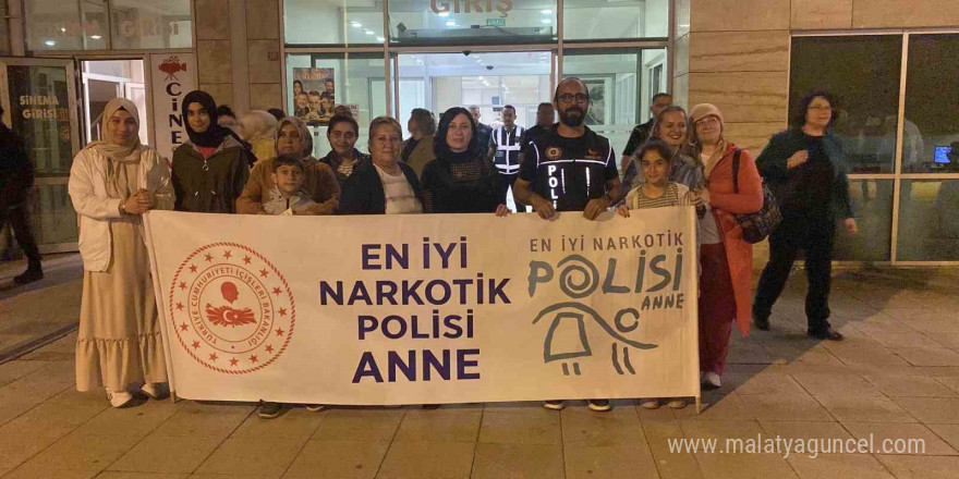 Polis ekiplerinden “En İyi Narkotik Polisi Anne” sunumu