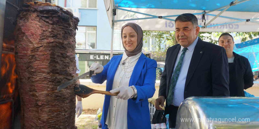 Polis Eşleri Derneği Edirne Şubesi’nden hayır panayırı