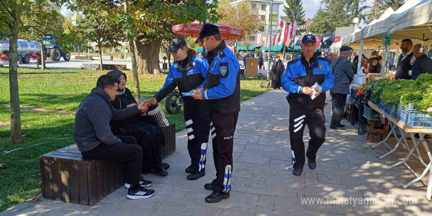 Polis kent merkezinde tek tek uyardı