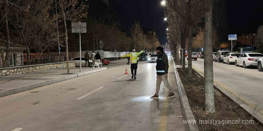 Polis yol uygulamasında kaçak alkol ve uyuşturucu ele geçirdi