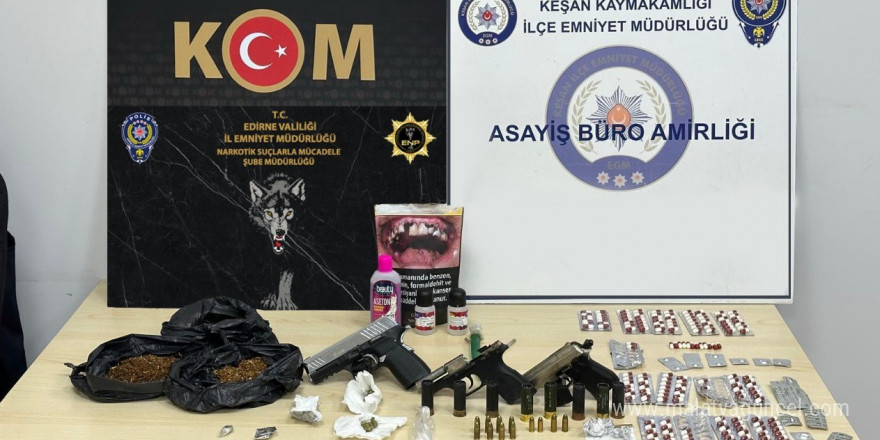 Polisin uyuşturucu ele geçirdiği operasyonda 20 şüpheli gözaltına alındı