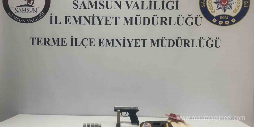 Pompalı tüfekli saldırganların evinden uyuşturucu ve silah çıktı