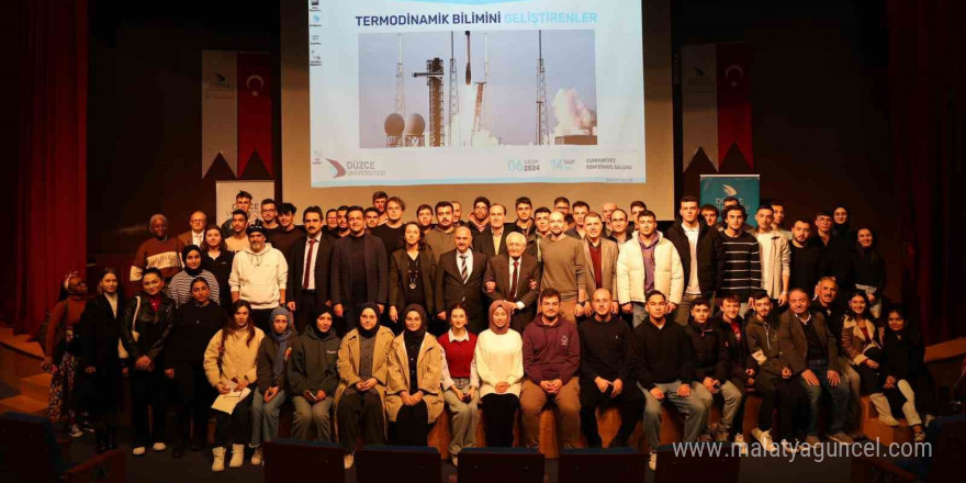 Prof. Dr. Sadık Kakaç Düzce Üniversitesi öğrencileriyle buluştu