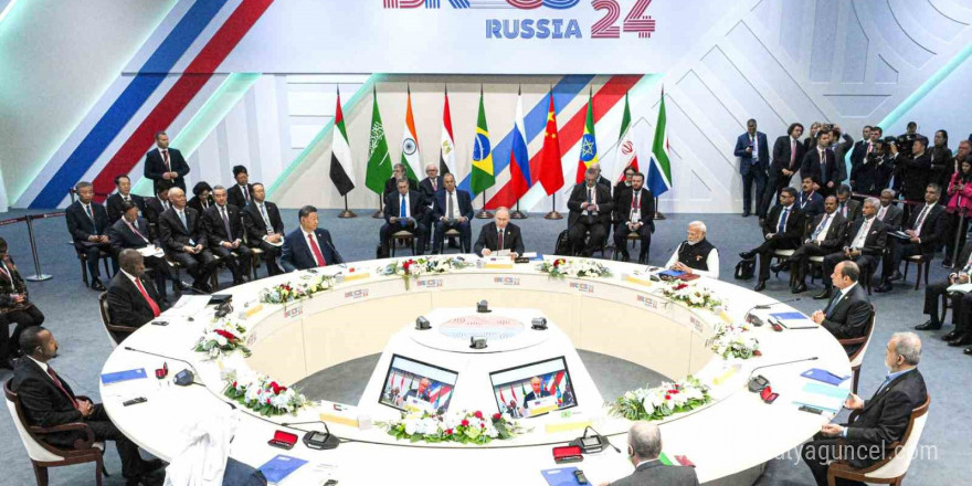 Putin: 'BRICS ülkeleri dünyanın geleceği için sözde değil, fiilen sorumluluk üstleniyor'