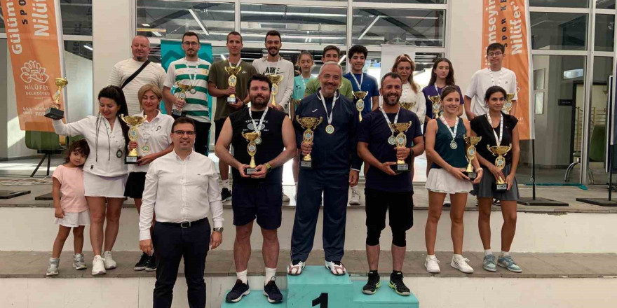 Raket Sporları Turnuvası’nda kazananlar belli oldu