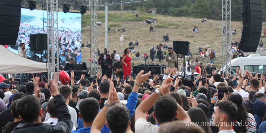 Refahiye’de 7. Dumanlı Gençlik ve Doğa Festivali yapıldı