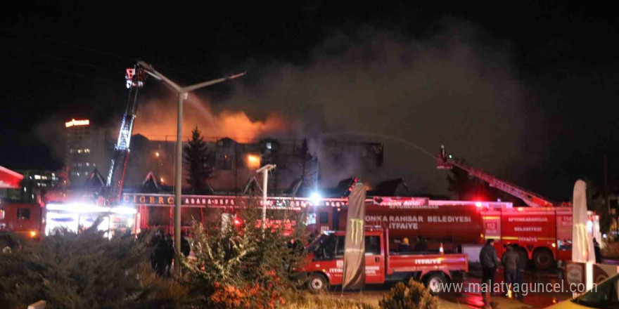 Restoran yangınından acı haber: Alevlerin arasından çıkamayan çalışan öldü