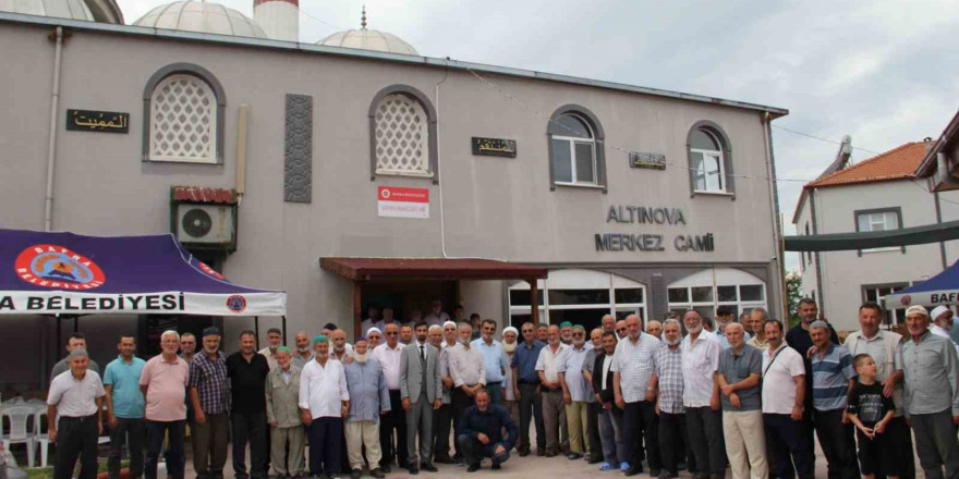 Restore edilen cami dualarla ibadete açıldı