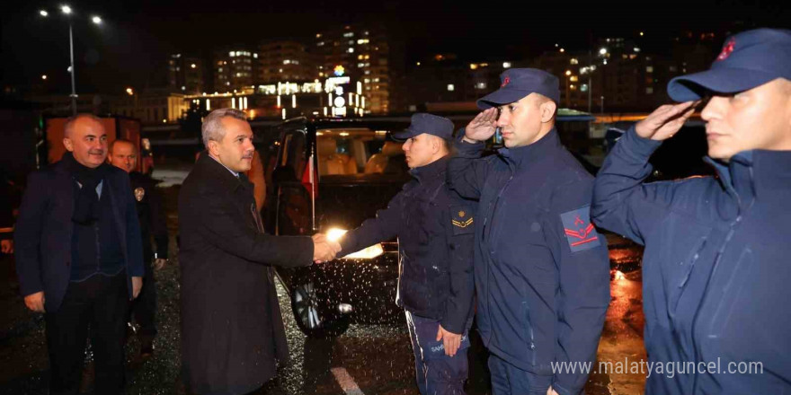 Rize protokolünden yeni yıla çalışarak girenlere ziyaret