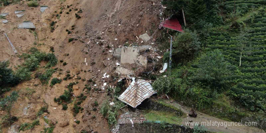 Rize’de heyelanın yaşandığı alan havadan görüntülendi