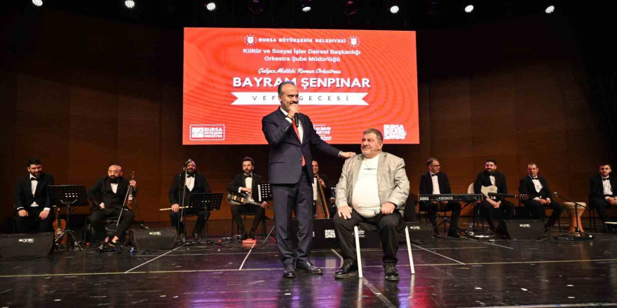 Roman orkestrası çaldı, Başkan Aktaş söyledi