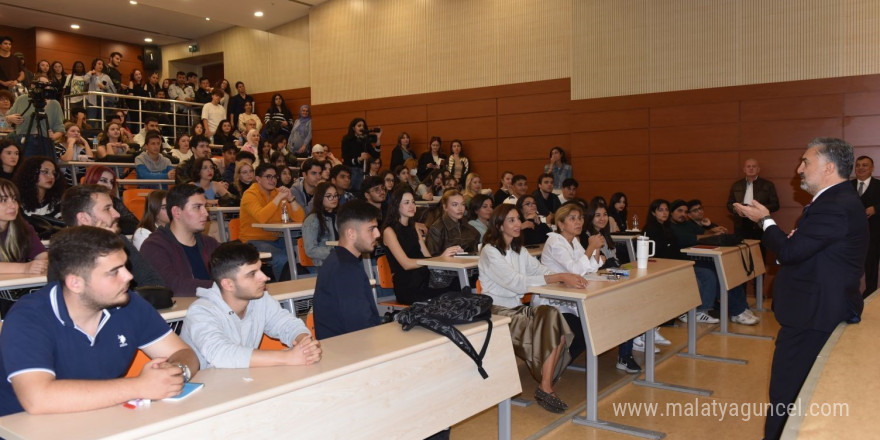 RTÜK Başkanı Ebubekir Şahin Egeli iletişimcilerle bir araya geldi