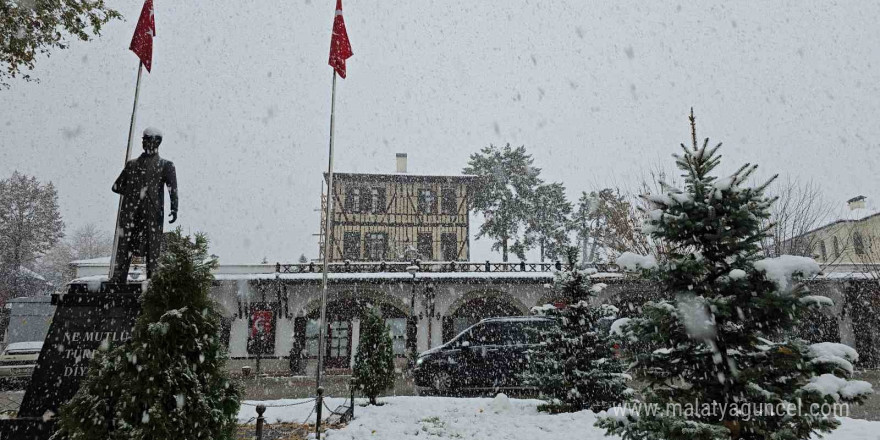 Safranbolu’da kar güzelliği