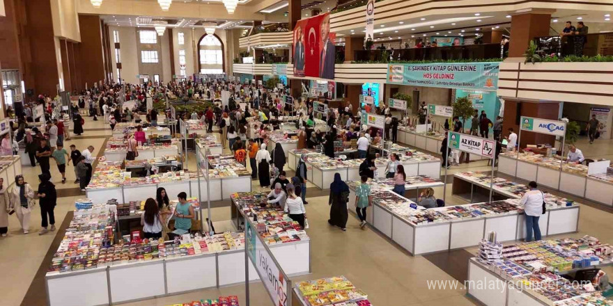 Şahinbey Belediyesinin kitap fuarlarını 2 milyona yakın kişi ziyaret etti