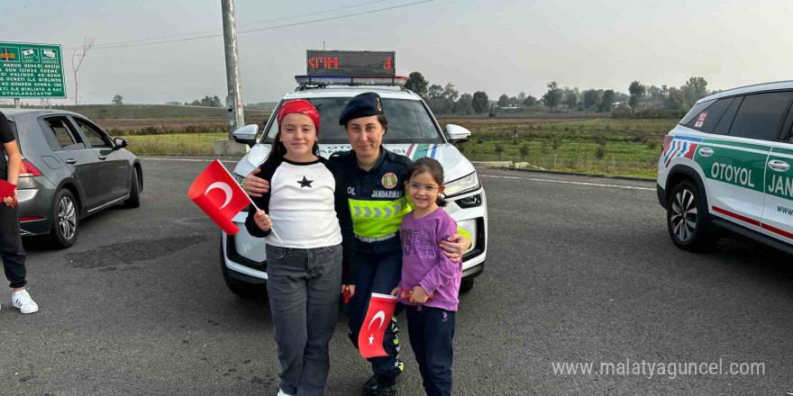 Sakarya’da 29 Ekim Cumhuriyet Bayramı coşkusu otoyollara taştı