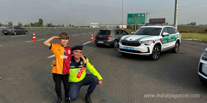 Sakarya’da 29 Ekim Cumhuriyet Bayramı coşkusu otoyollara taştı