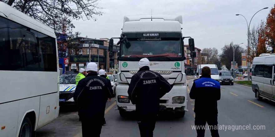 Sakarya’da ağır tonajlı araçlara denetim