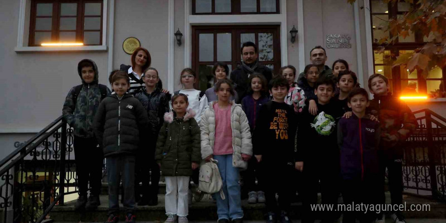 Sakarya’da geleneksel sanatların kapısı gençlere açıldı