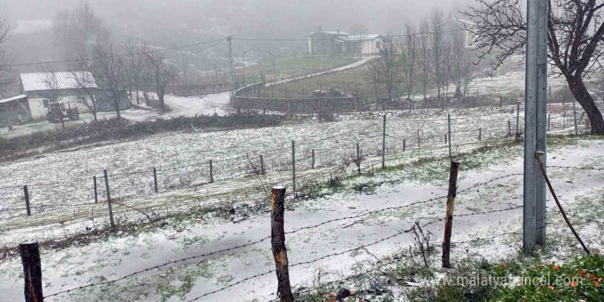 Sakarya’da yüksek kesimlerde kar yağışı başladı