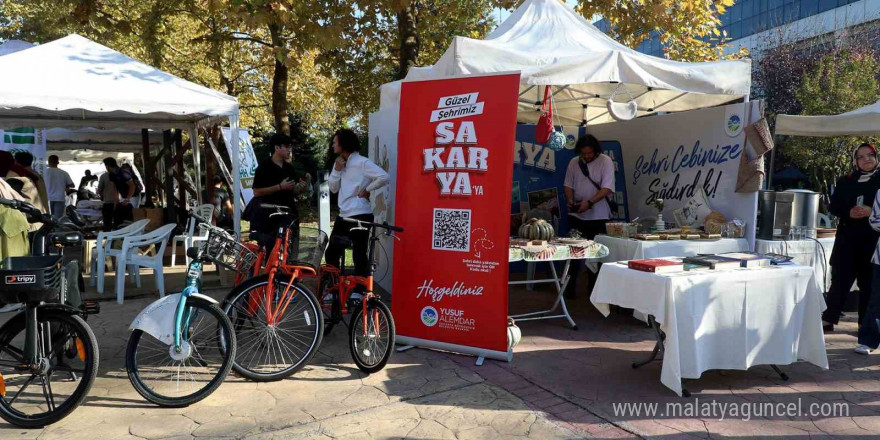 Sakarya’nın yeni misafirleri şehri Büyükşehirle tanıyor