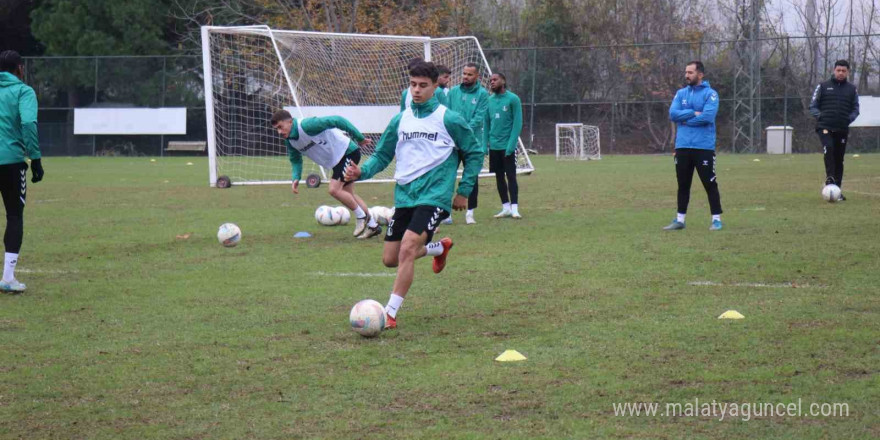 Sakaryaspor, Boluspor maçı hazırlıklarını sürdürdü