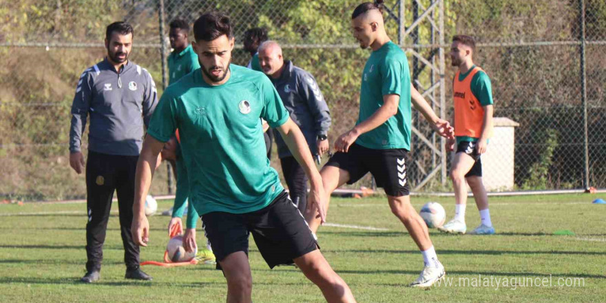 Sakaryaspor, İstanbulspor mesaisinde