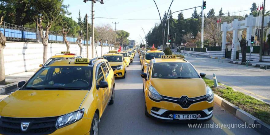 Saldırıya uğrayan taksi esnafını duygulandıran destek