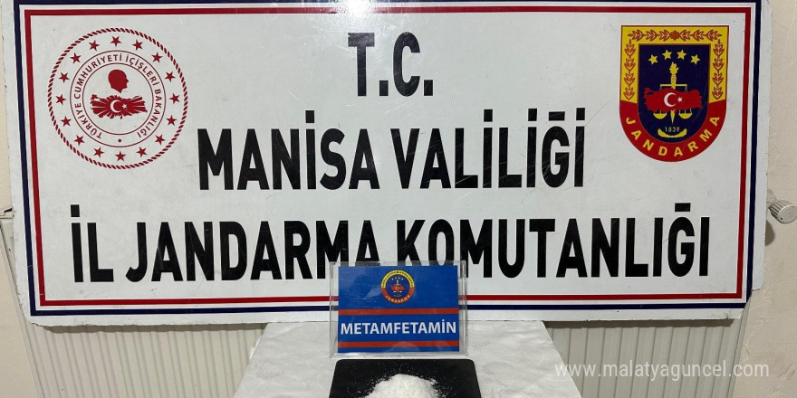 Salihli’de jandarma zehir tacirlerine göz açtırmıyor