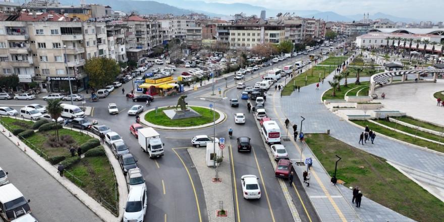 Salihli’de Site ve Kurudere Caddeleri yepyeni görünüme kavuştu