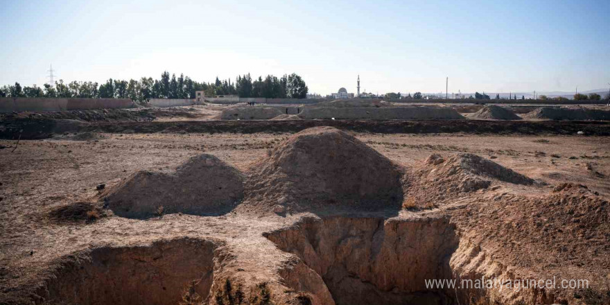 Şam’da korkunç görüntüler: Toplu mezar ortaya çıktı