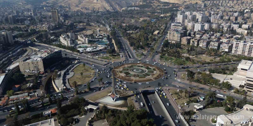 Şam’ın kalbi Emevi Meydanı’nda peyzaj çalışmaları başladı