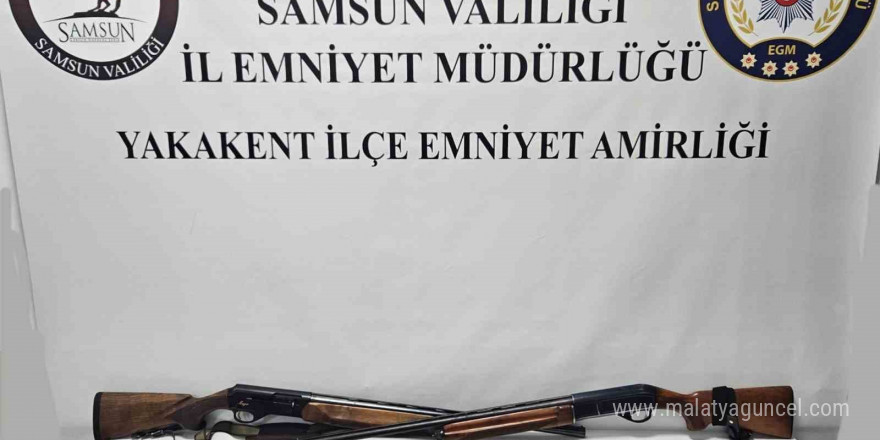 Samsun’da 2 kişi ruhsatsız silah ve mermiyle yakalandı