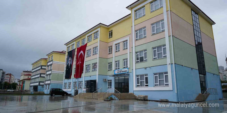 Samsun’da 21 okulun inşası devam ediyor, 4 okul yapım hazırlığında