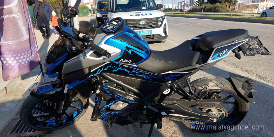 Samsun’da çarpışan motosikletin sürücüleri hastanelik oldu