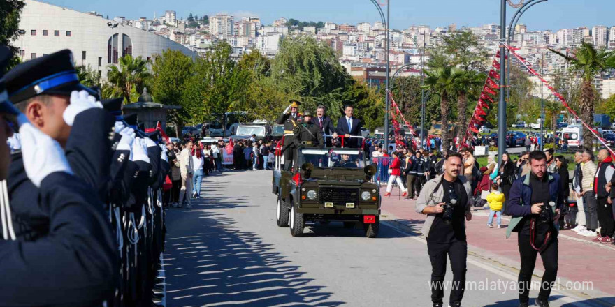 Samsun’da Cumhuriyet’in 101. yılı coşkuyla kutlandı