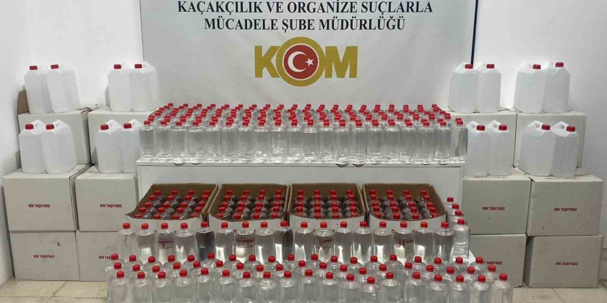 Samsun’da kaçak içki yapımında kullanılan 1 ton etil alkol ele geçirildi